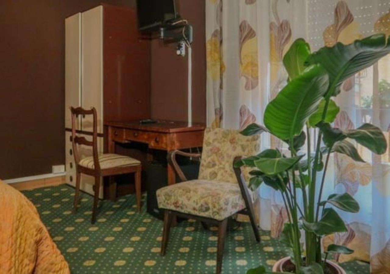 Bridge Hotel バーニ・ディ・ルッカ エクステリア 写真
